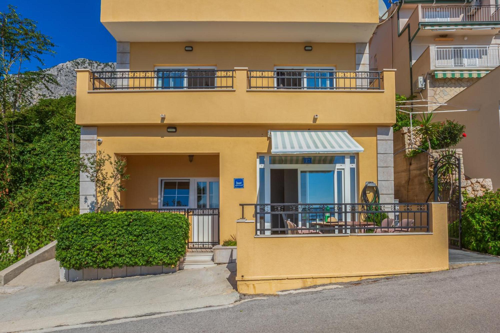 Apartments Gudelj Podgora Exterior photo