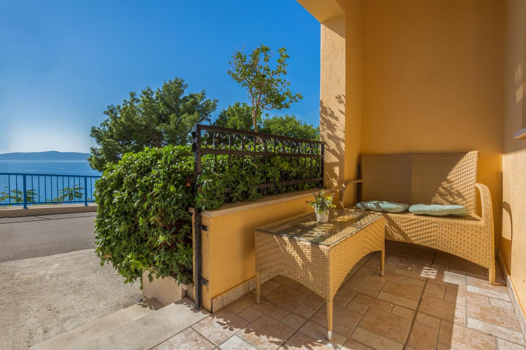 Apartments Gudelj Podgora Exterior photo